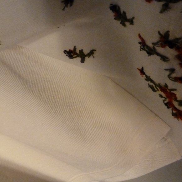 Teddi cardigan faux twin set (tank panel) white embroidery accent XL 1X - Picture 5 of 6